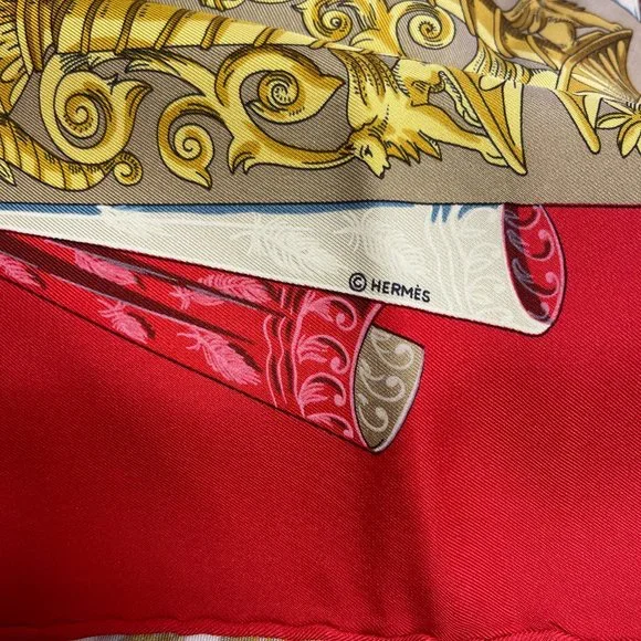 Hermes scarf Carre 90 Reds Silk100% - Picture 10 of 10
